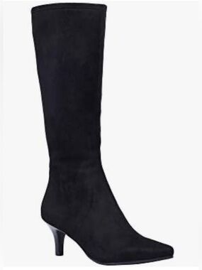 Impo Women’s Nolan’s Suede Low Heel Black Boots - size 7